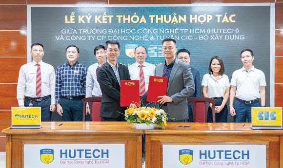 CIC signed a cooperation agreement with HUTECH, sponsoring enjiCAD software for students