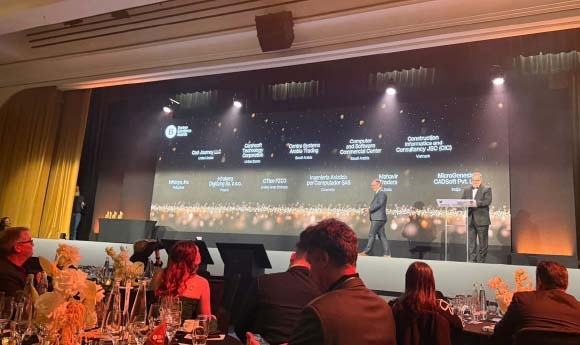 CIC được vinh danh tại Lễ Trao Giải Đối Tác Xuất Sắc Bentley 2025, Đạt Mốc 